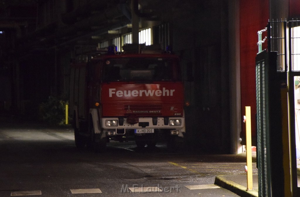 Brand Buerocontainer KHD Gelaende Koeln Deutz Deutz Muelheimerstr P26.JPG - Miklos Laubert